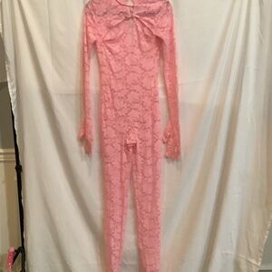 Chic Pink Lace Bodysuit